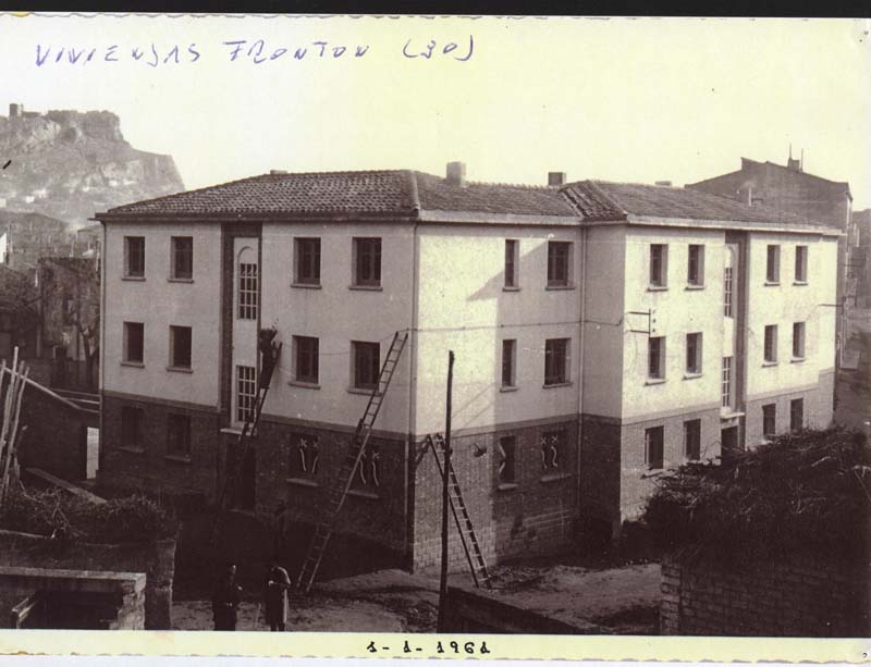 fronton01_1-1-1961