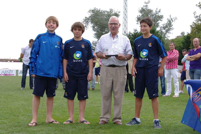 2011_u (3)