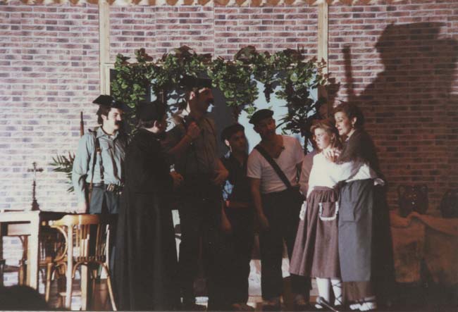 sobrina_cura_1991_02